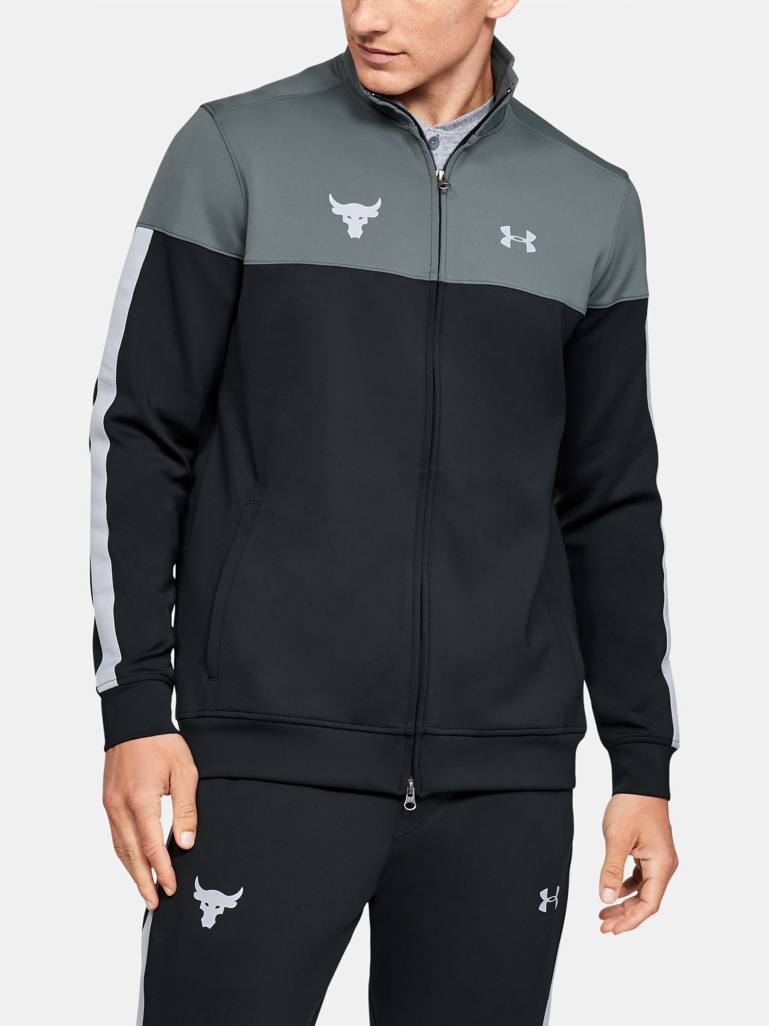 Mikina Under Armour PROJECT ROCK TRACK JACKET-BLK (1)