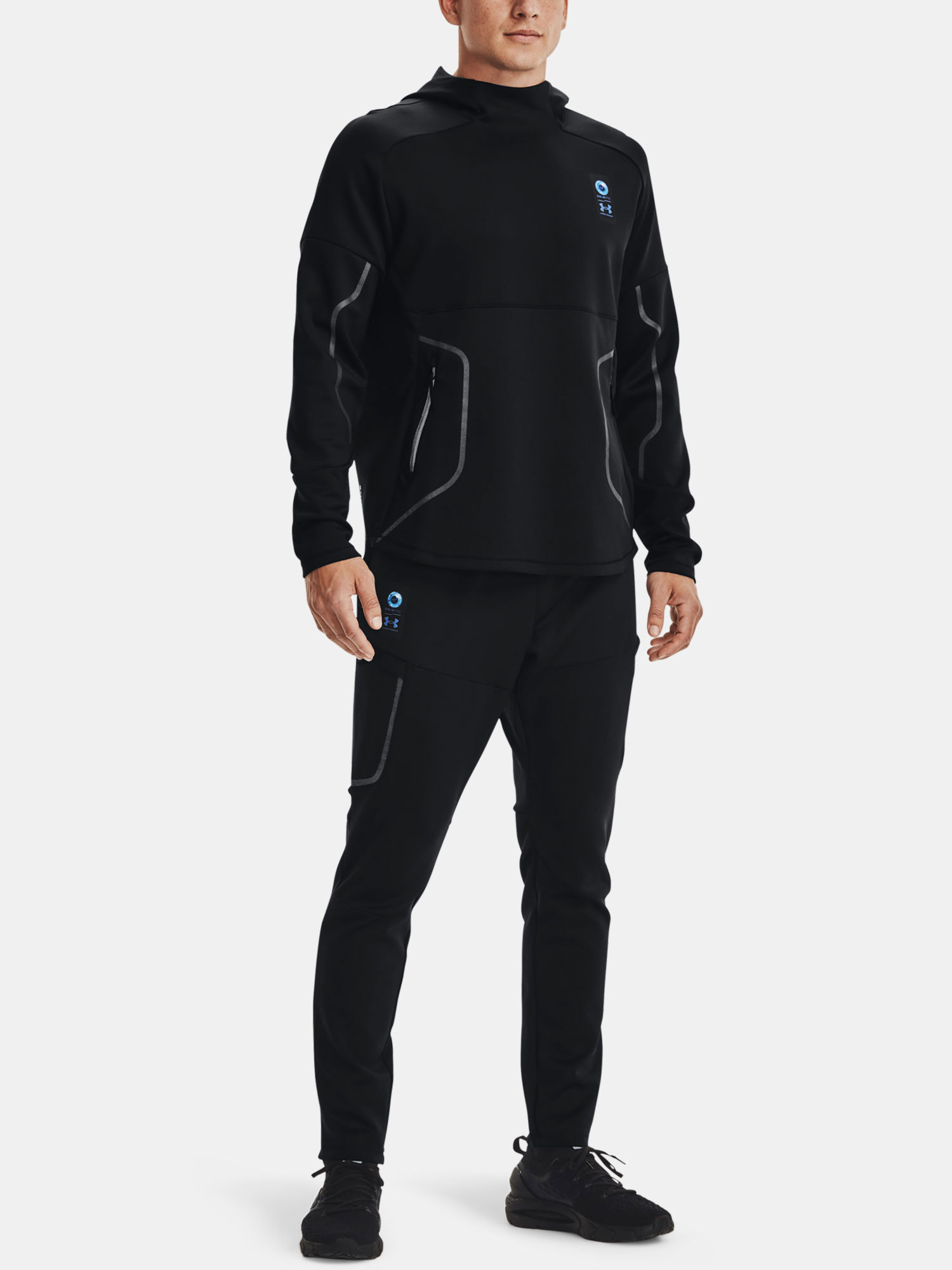Mikina Under Armour VG Recover Ponte Hoodie-BLK (10)
