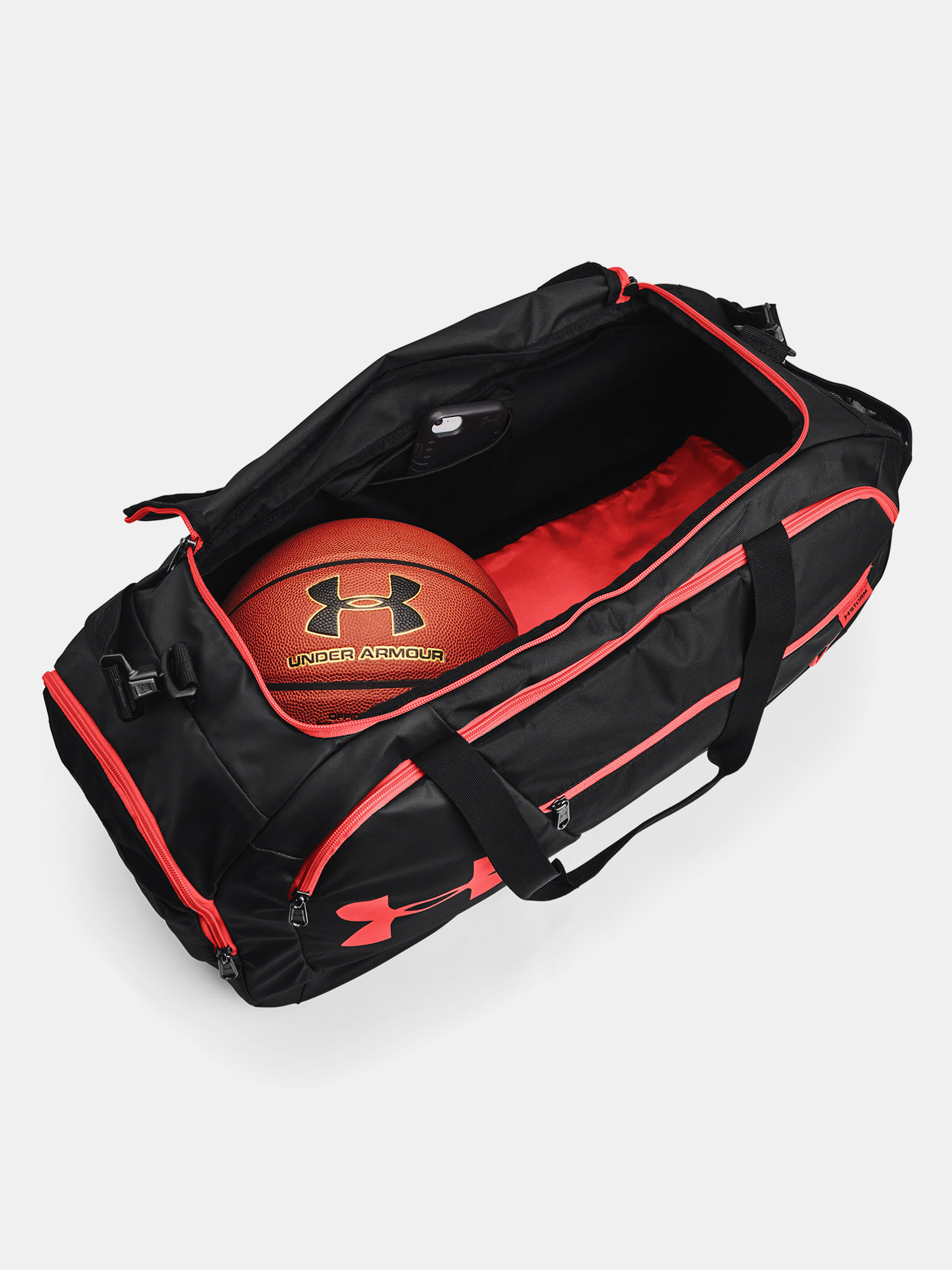 Taška Under Armour Undeniable 4.0 Duffle MD-BLK (3)