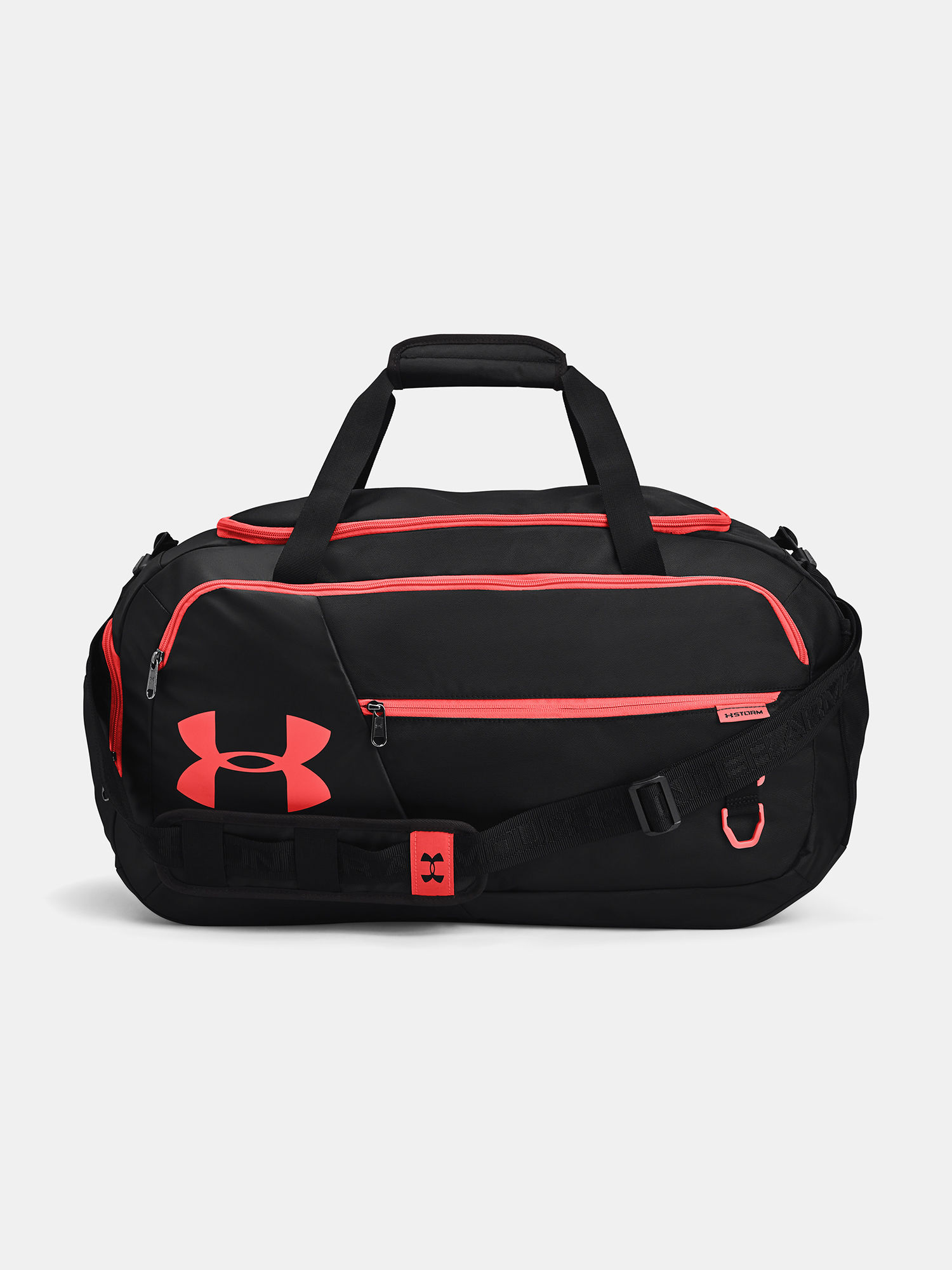 Taška Under Armour Undeniable 4.0 Duffle MD-BLK (1)