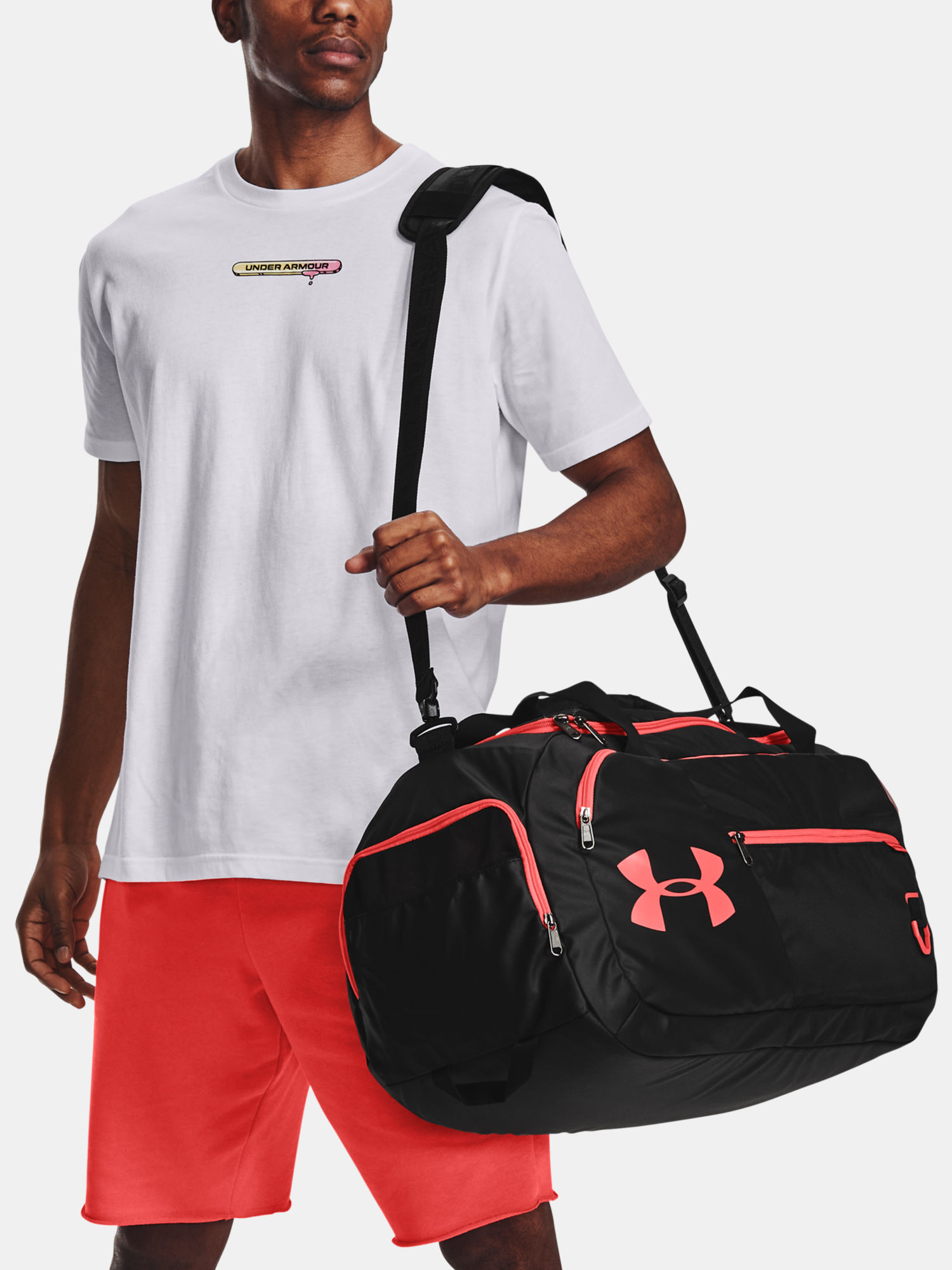Taška Under Armour Undeniable 4.0 Duffle MD-BLK (7)