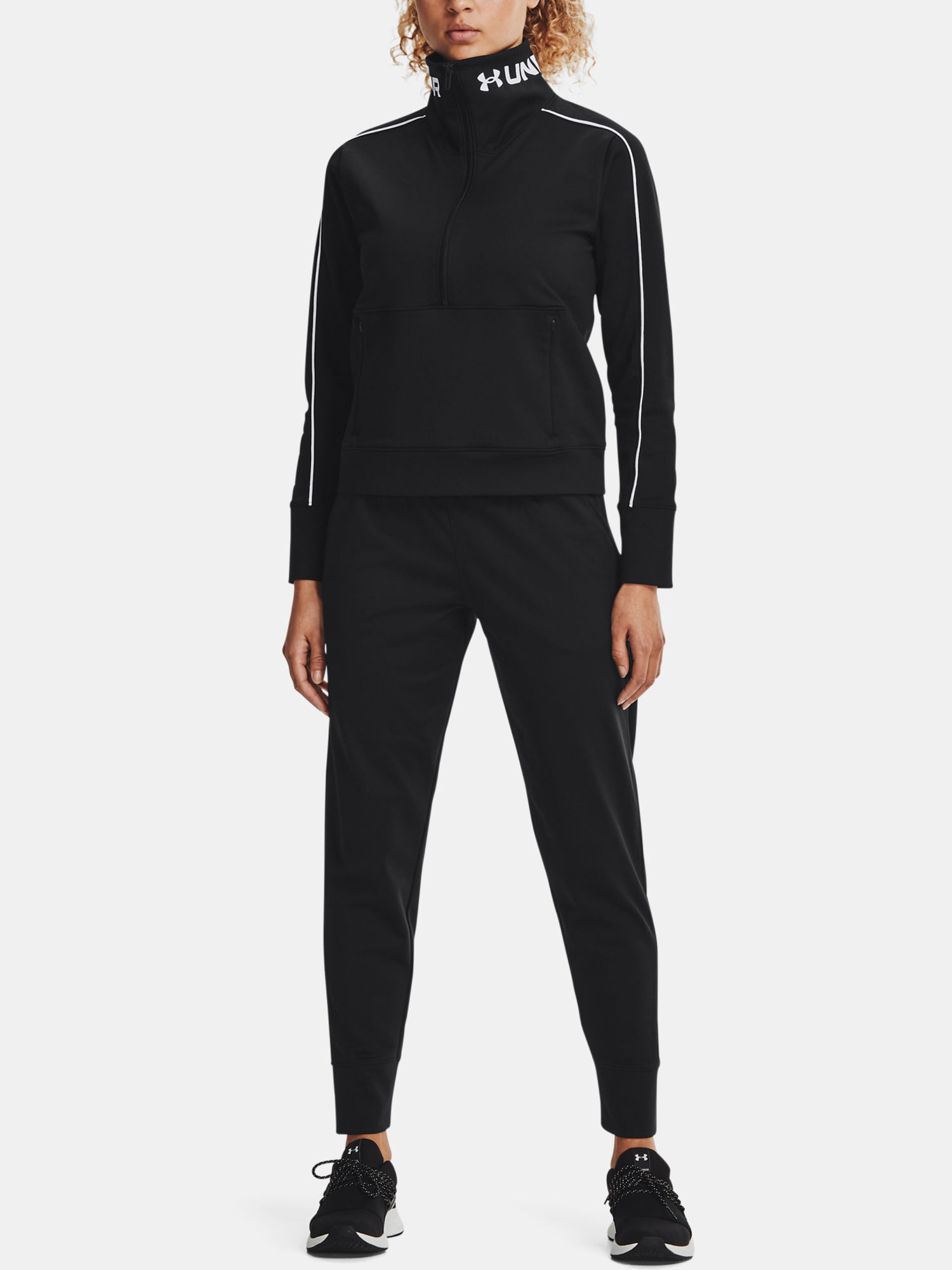 Tepláky Under Armour Recover Tricot Pant-BLK (6)