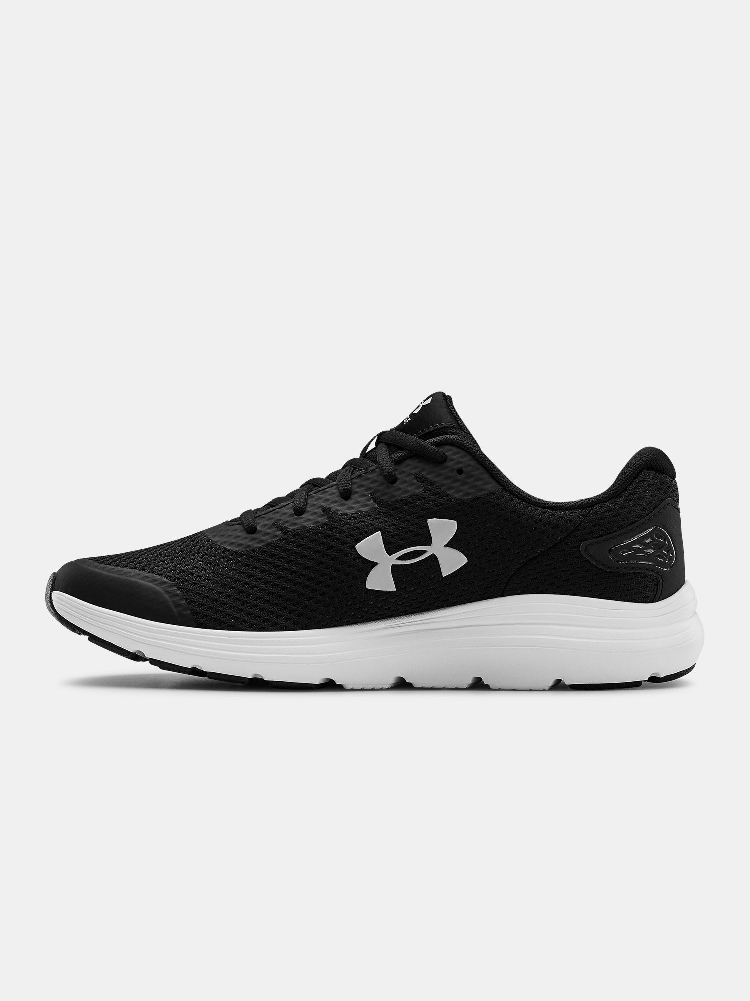 Boty Under Armour Surge 2-BLK (2)