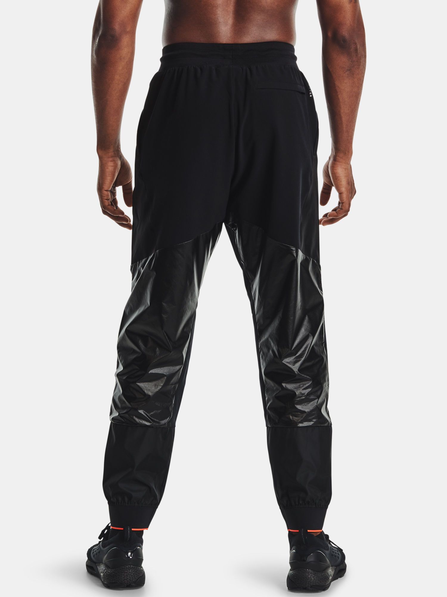 Tepláky Under Armour Recover Legacy Pant-BLK (2)