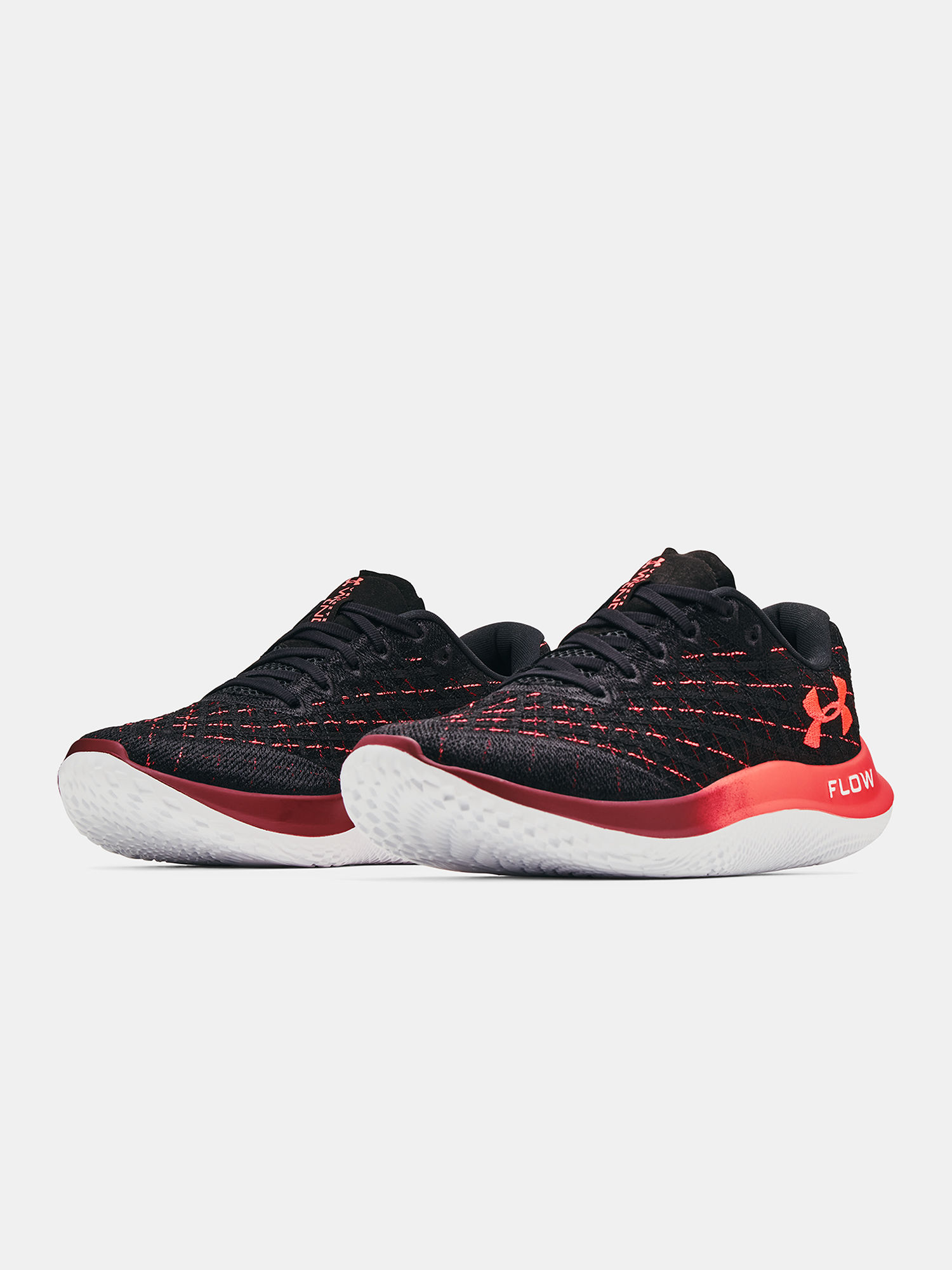 Boty Under Armour FLOW Velociti Wind CLRSFT-BLK (3)