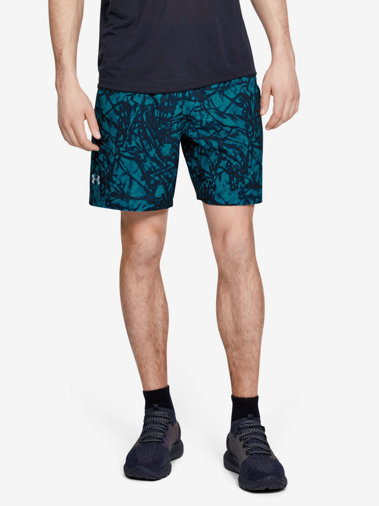 Kraťasy Under Armour Launch Sw 7'' Printed Short-Gry (1)