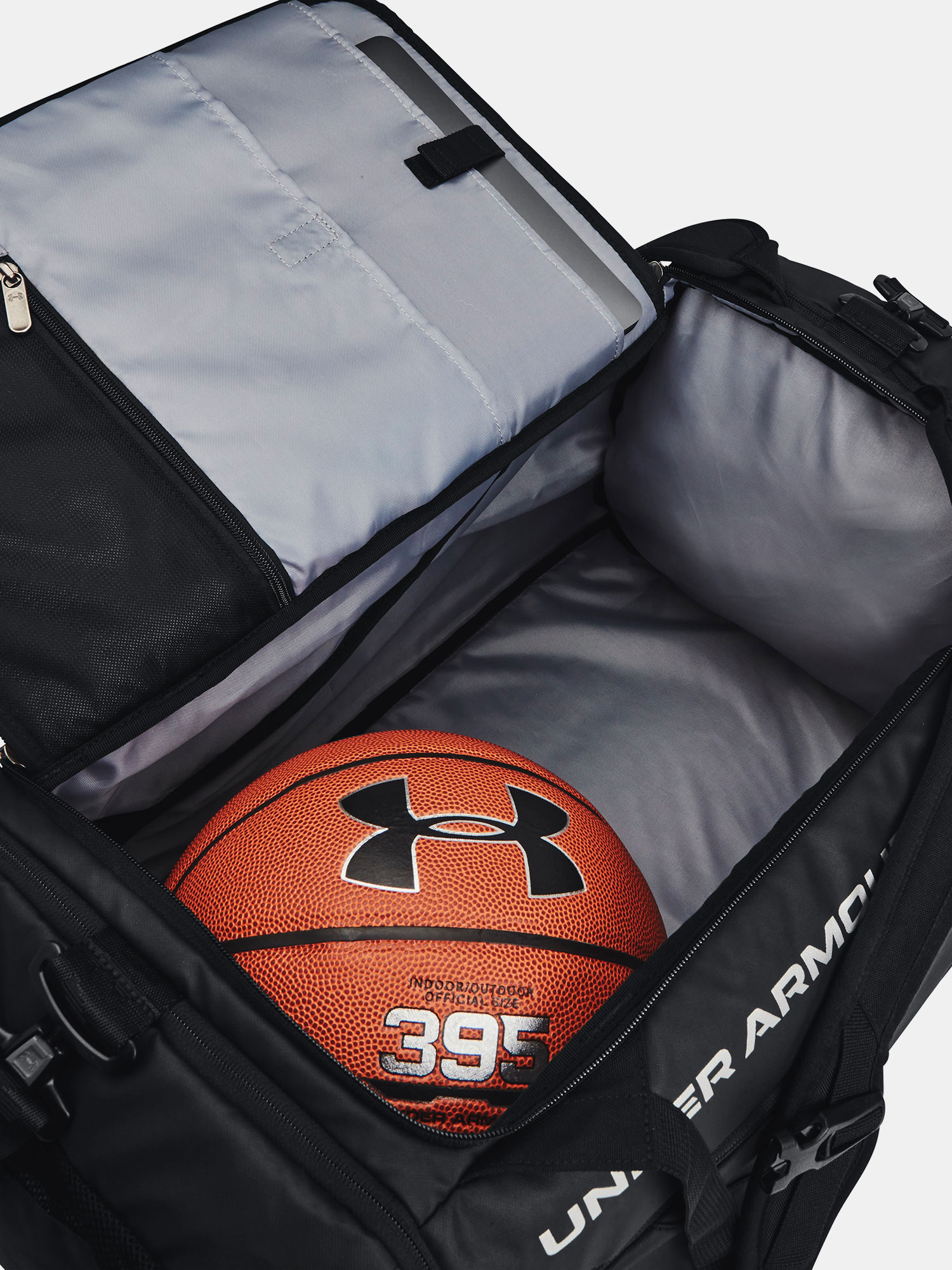 Taška Under Armour Contain Duo MD Duffle-BLK (4)