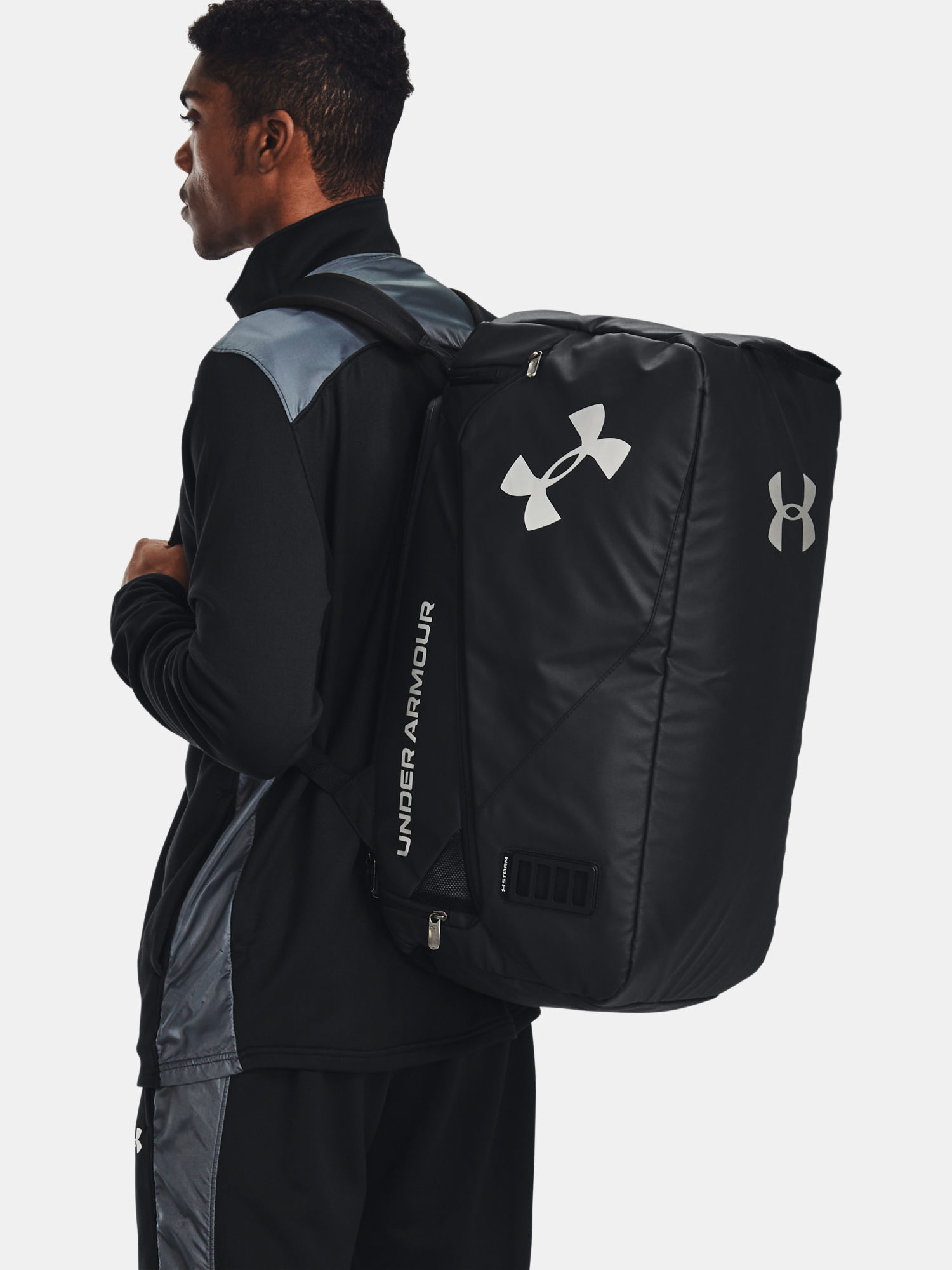 Taška Under Armour Contain Duo MD Duffle-BLK (7)